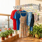 Ganchos para perchas y accesorios