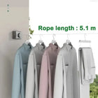 Cuerda extendida con ropa colgada