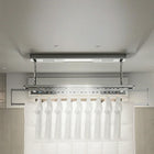 Colgador de ropa automático montado en pared