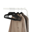 SONGMICS Pack de 30 Perchas de Terciopelo, Antideslizantes, Muescas para Hombros, Barra para Pantalones, Gancho Giratorio 360°, Ahorro de Espacio, 0,6